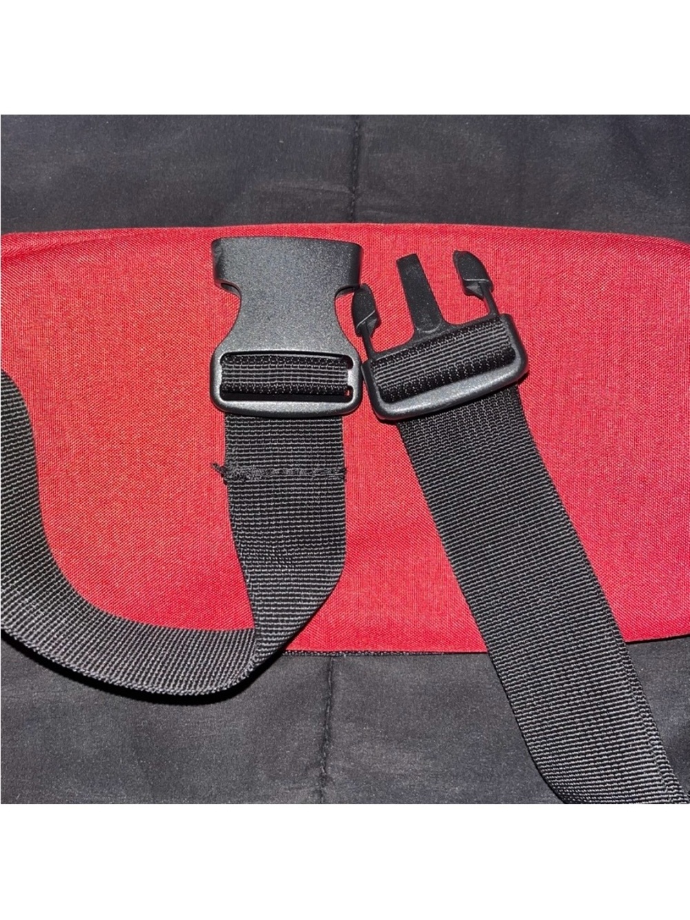 Champion Athletic Apparel Black Red Adjustable Crossbody Bag Belt Bag Fanny Pack - Picture 7 of 10